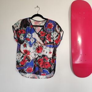 Vintage Floral Print Top with Blue and Red Accents